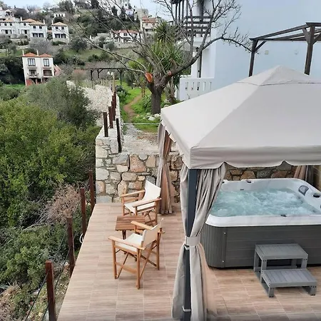 Iordanis House- Traditional House In Old *