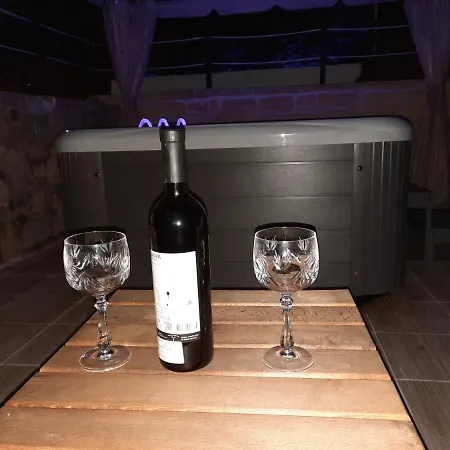 Iordanis House- Traditional House In Old Дом отдыха Алонисос